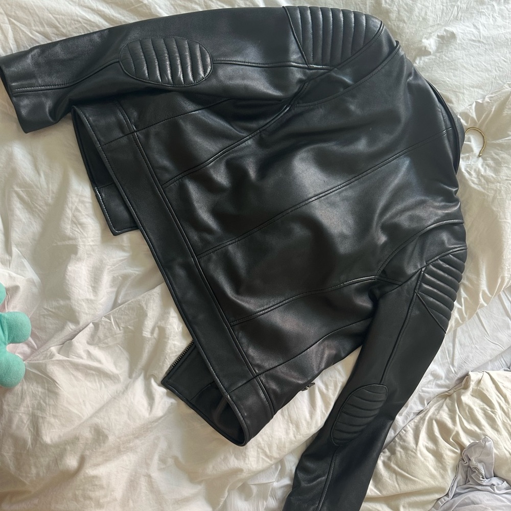I get this leather jacket in Istanbul “Beymen”